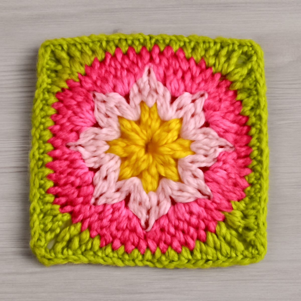 Vibrant Crochet Flower Square for Springtime Cheer