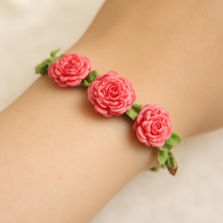Charming Crochet Rose Bracelet: A Touch of Floral Elegance